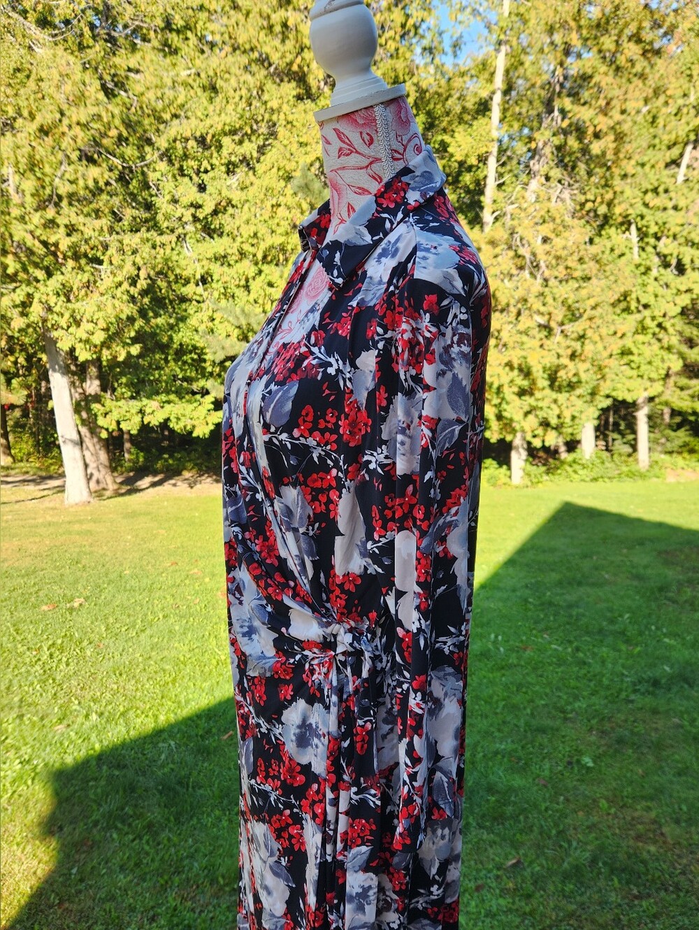 The Limited Black, Red & Gray Floral Wrap Dress - Picture 5 of 7